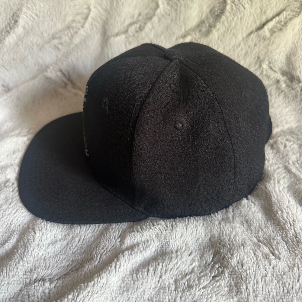 Jumpman Michael Jordan Basketball Hat Cap Snap Back Youth One Size Black logo - Picture 2 of 8